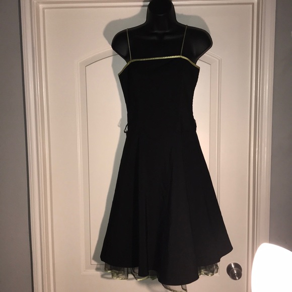B Darlin Dresses & Skirts - B. Darlin Black And Lime Green Dress Size 5/6